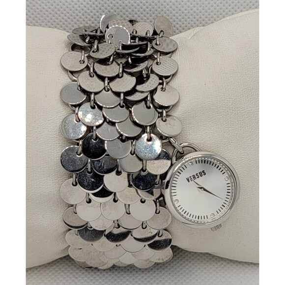 Womens Versus by Versace Stylish Trendy Fashion Silver Tone Bracelet Watch 01 main image 4